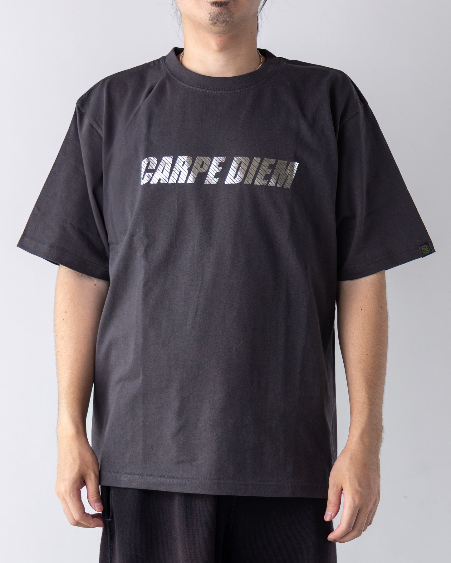 【JH+CARPE DIEM】FOIL PRINT T-SHIRTS