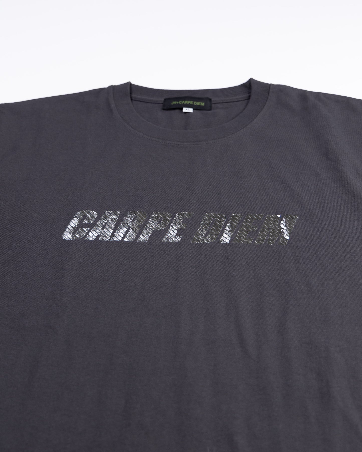 【JH+CARPE DIEM】FOIL PRINT T-SHIRTS
