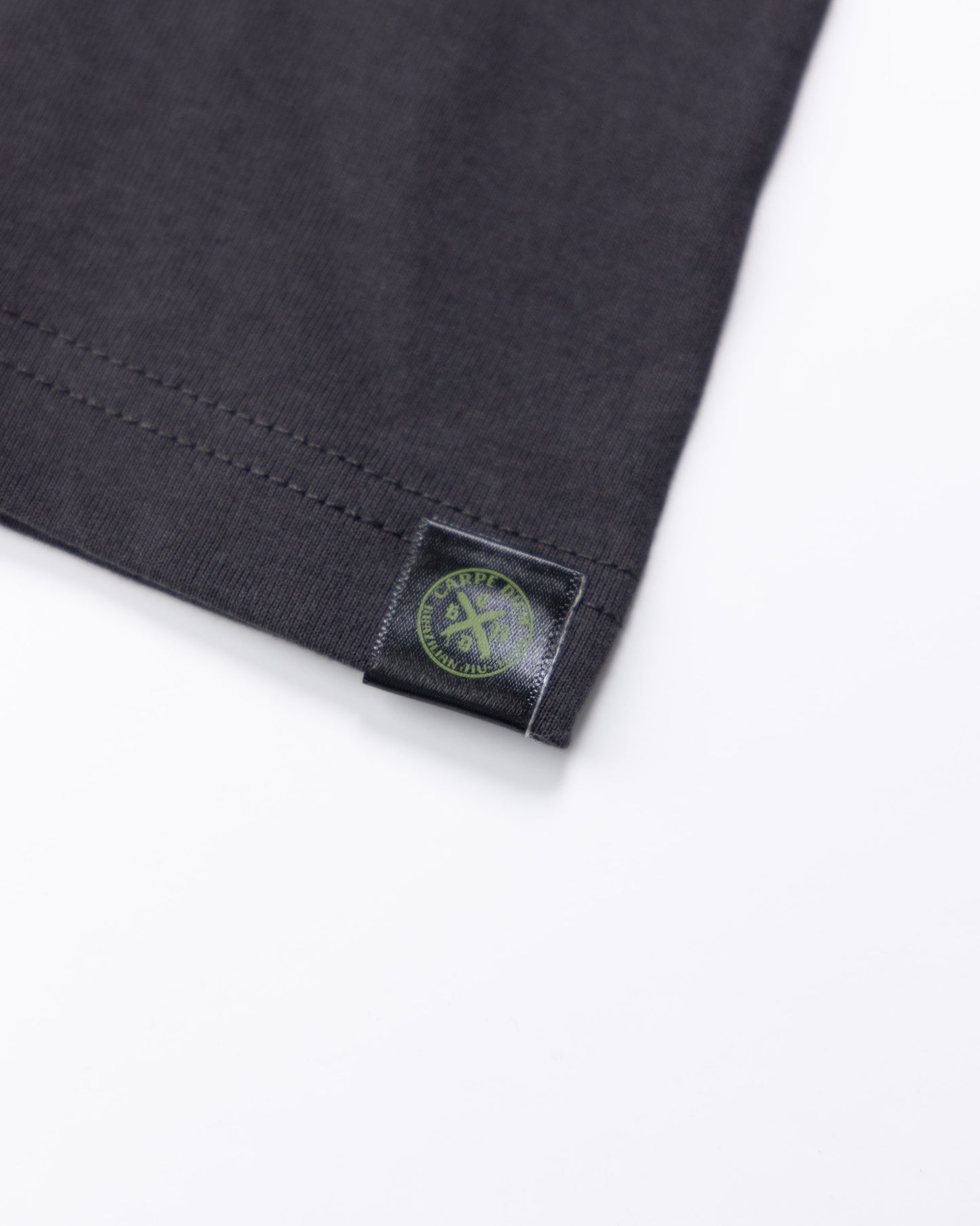【JH+CARPE DIEM】FOIL PRINT T-SHIRTS
