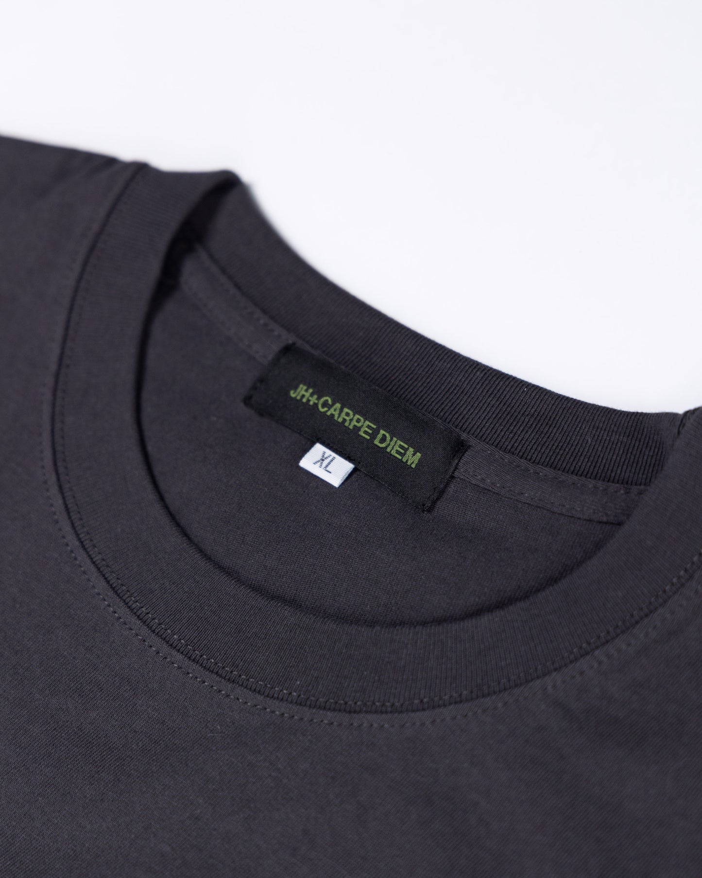 【JH+CARPE DIEM】FOIL PRINT T-SHIRTS