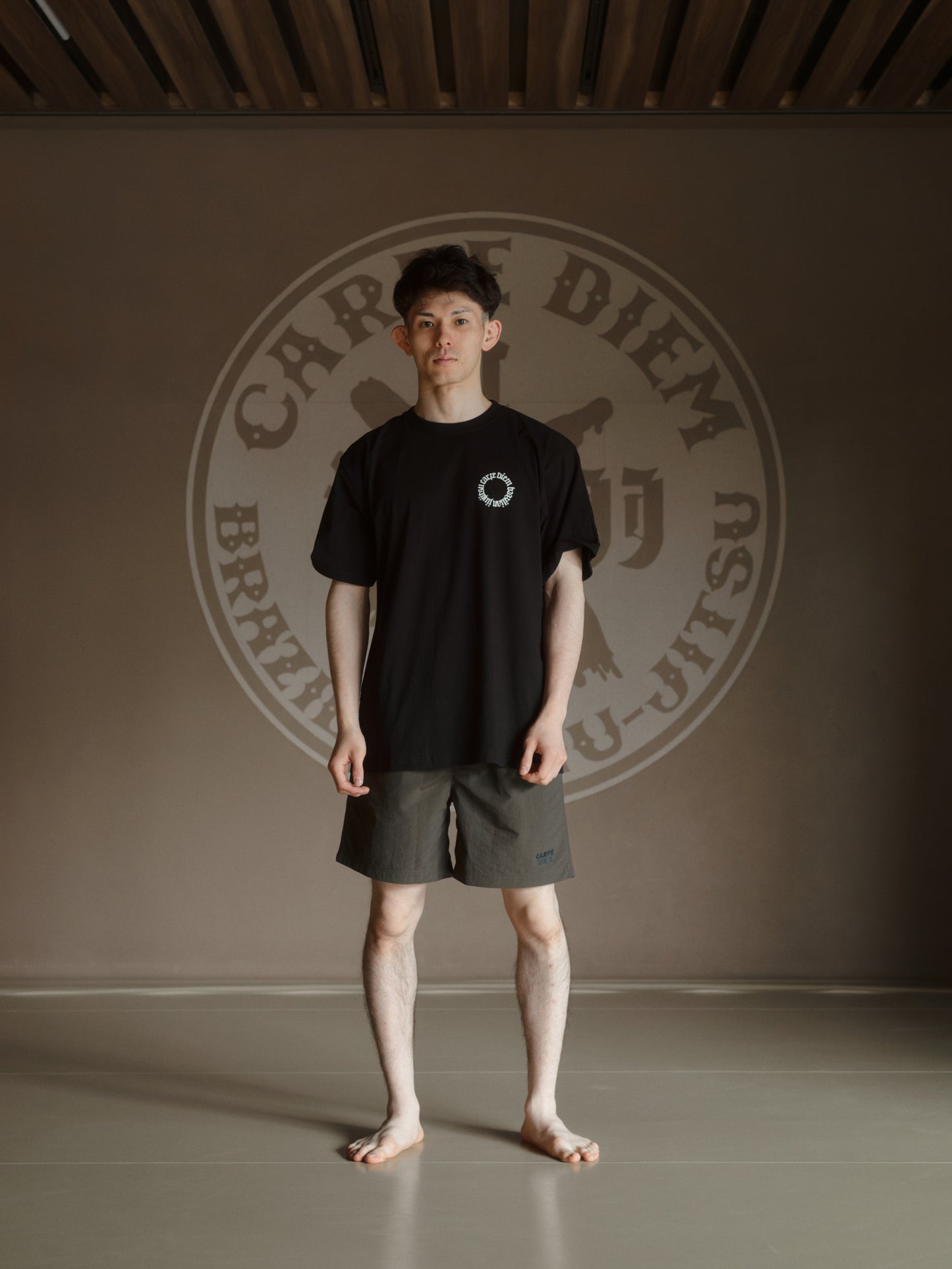 Circle Logo T-shirt - Black【Premium】