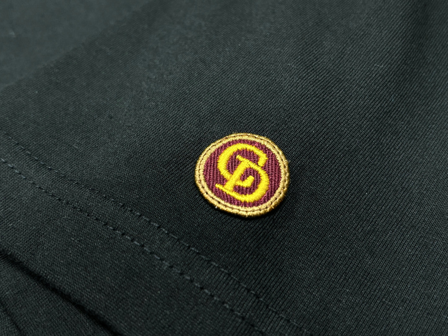 Circle Logo T-shirt - Black【Premium】