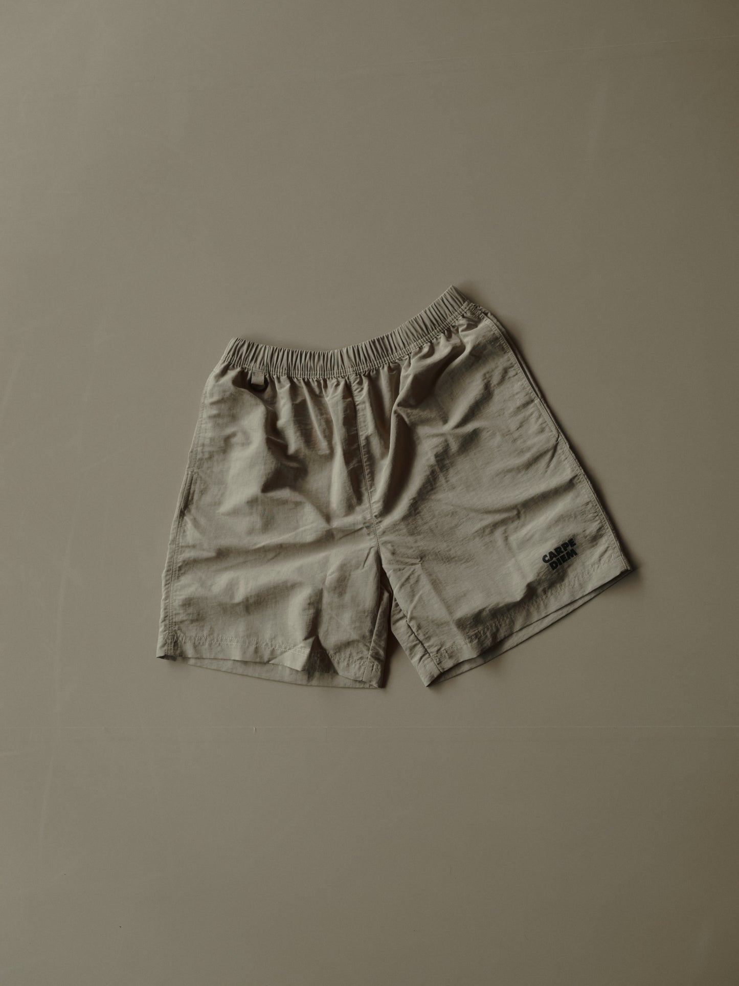 CARPE DIEM Easy Shorts - Sand Khaki