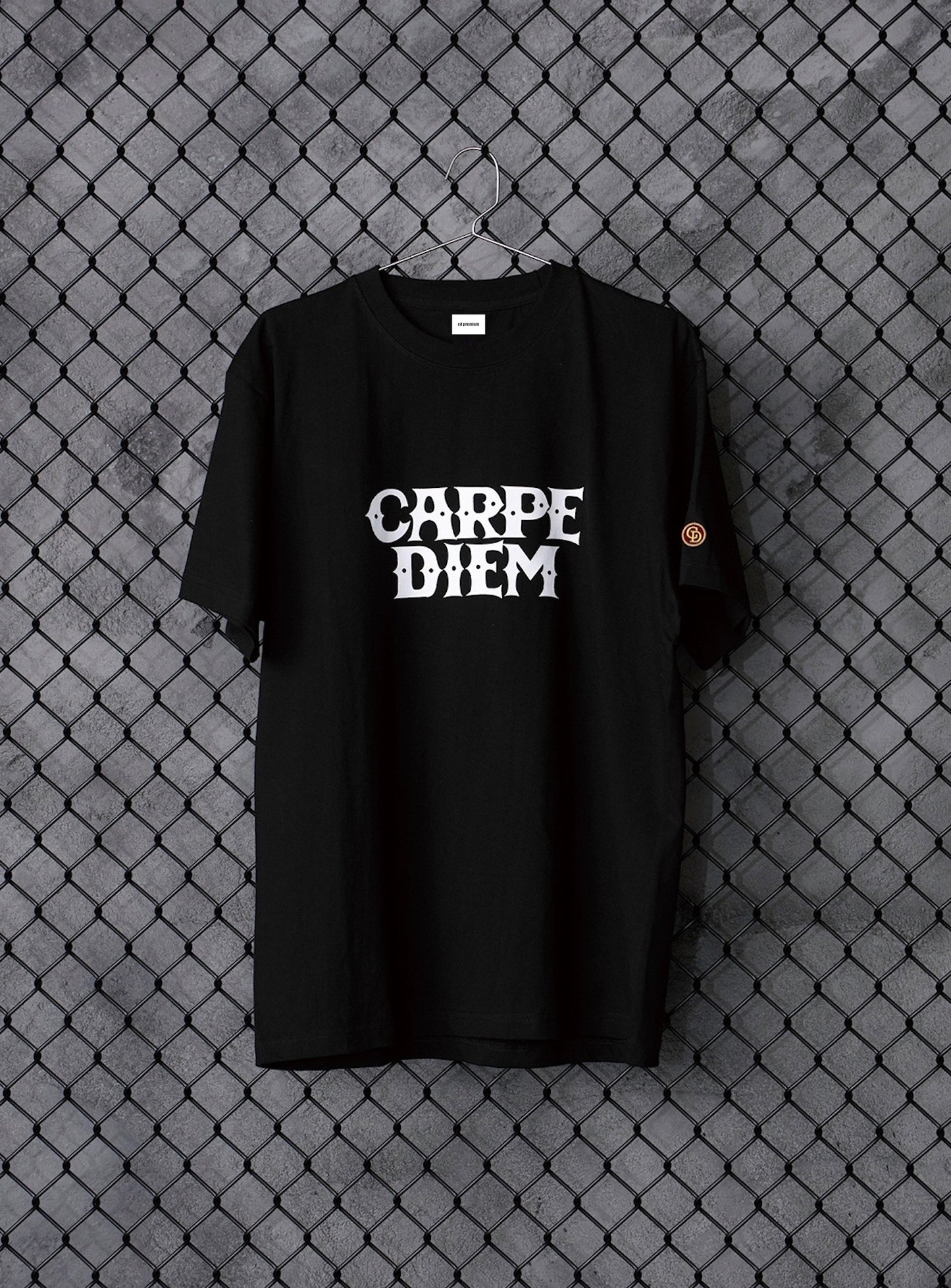 CARPE DIEM T-shirt - Black【Premium】