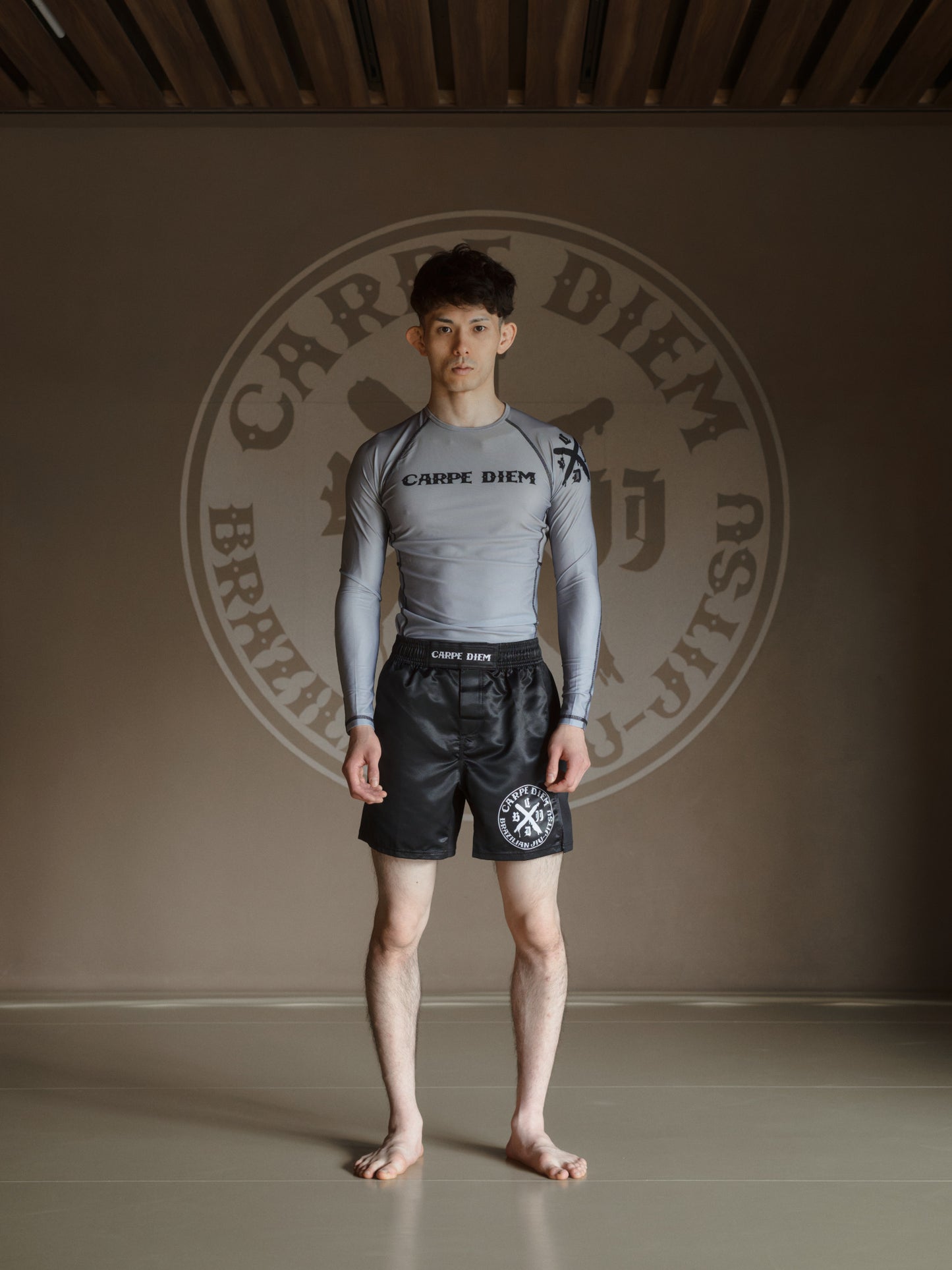 Long Sleeve Rash Guard - Gray