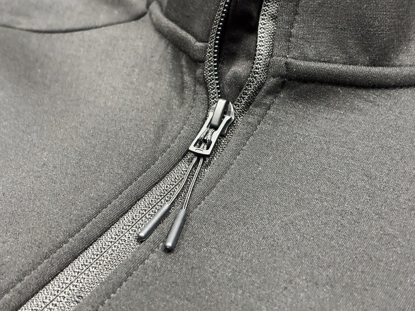 CARPE DIEM EMBROIDERY FULL-ZIP - Black
