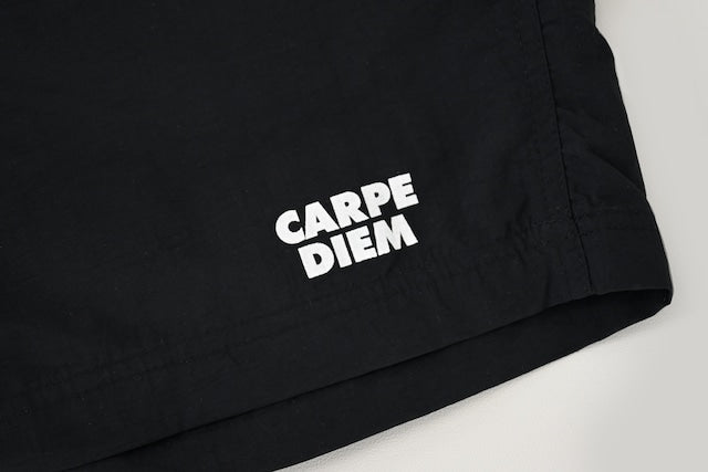 CARPE DIEM Easy Shorts - Black