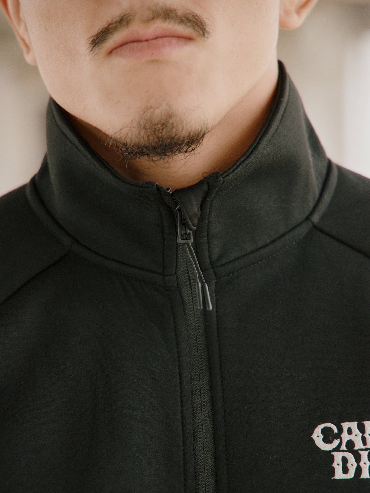 CARPE DIEM EMBROIDERY FULL-ZIP - Black
