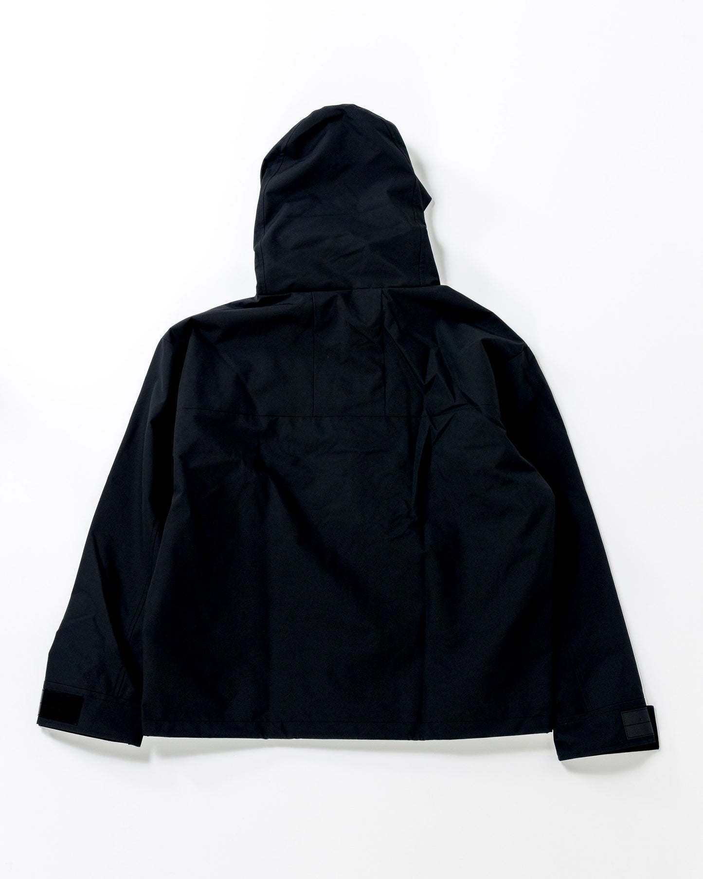 【𝐉𝐇+𝐂𝐀𝐑𝐏𝐄 𝐃𝐈𝐄𝐌】MOUNTAIN PARKA