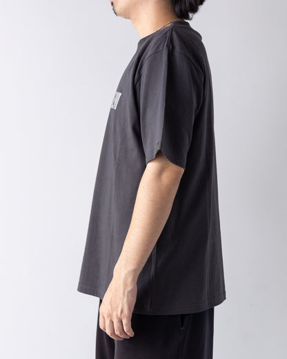 【JH+CARPE DIEM】FOIL PRINT T-SHIRTS