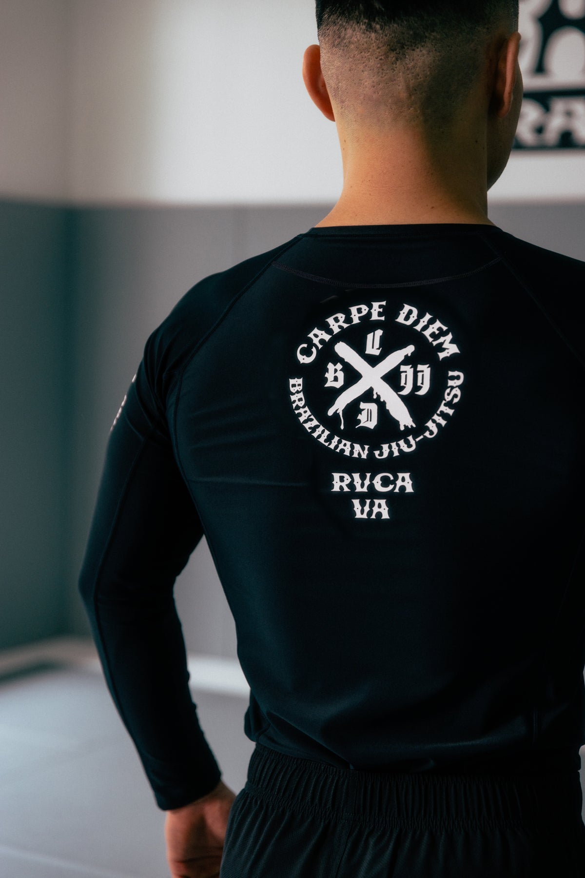 【CARPE DIEM×RVCA】L/S Rash Guard