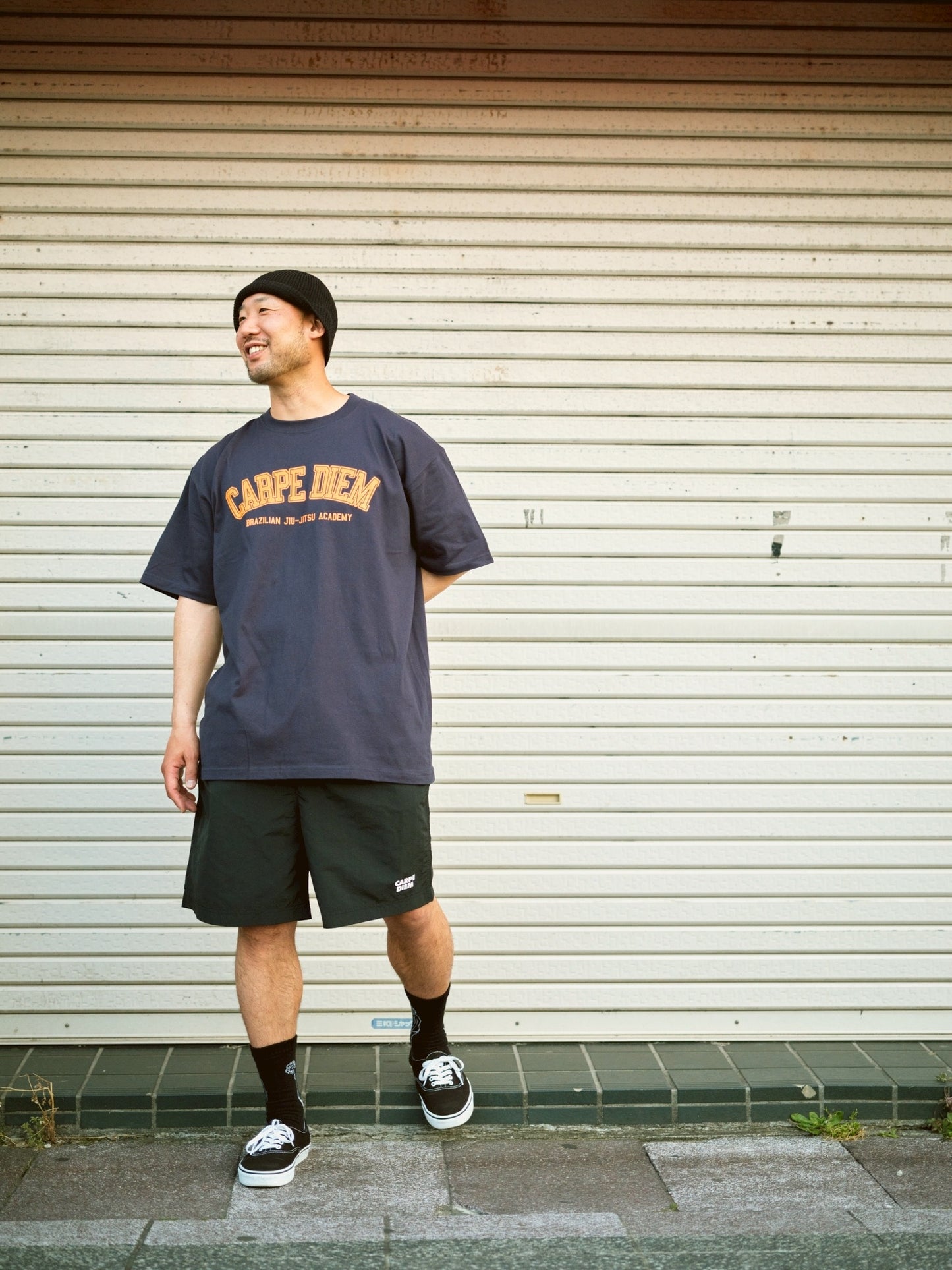 CLASSIC COLLEGE TEE