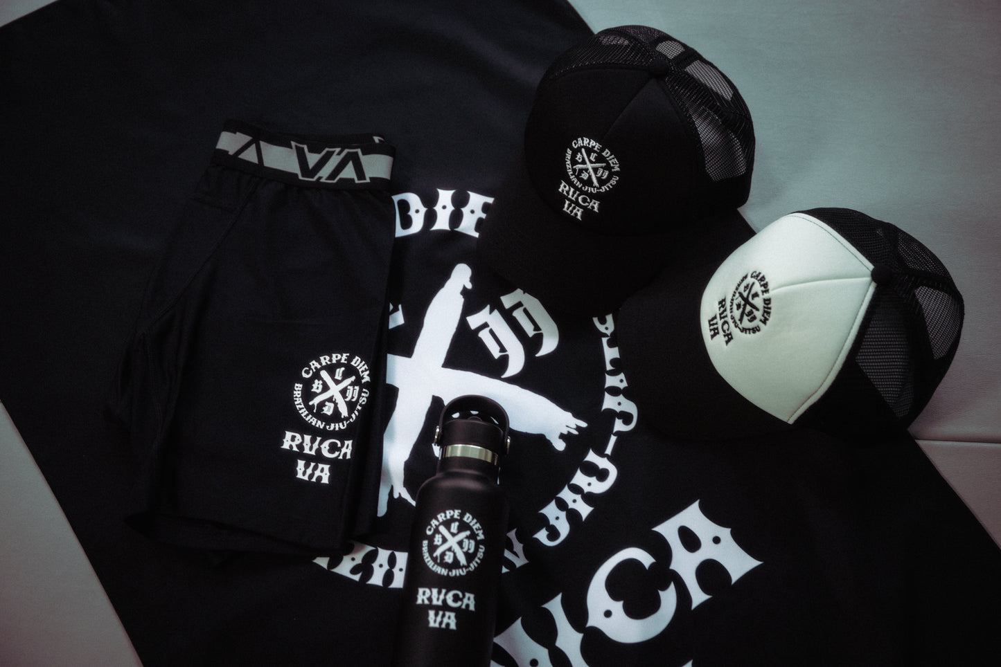 【CARPE DIEM×RVCA】CIRCLE DRY TOWEL