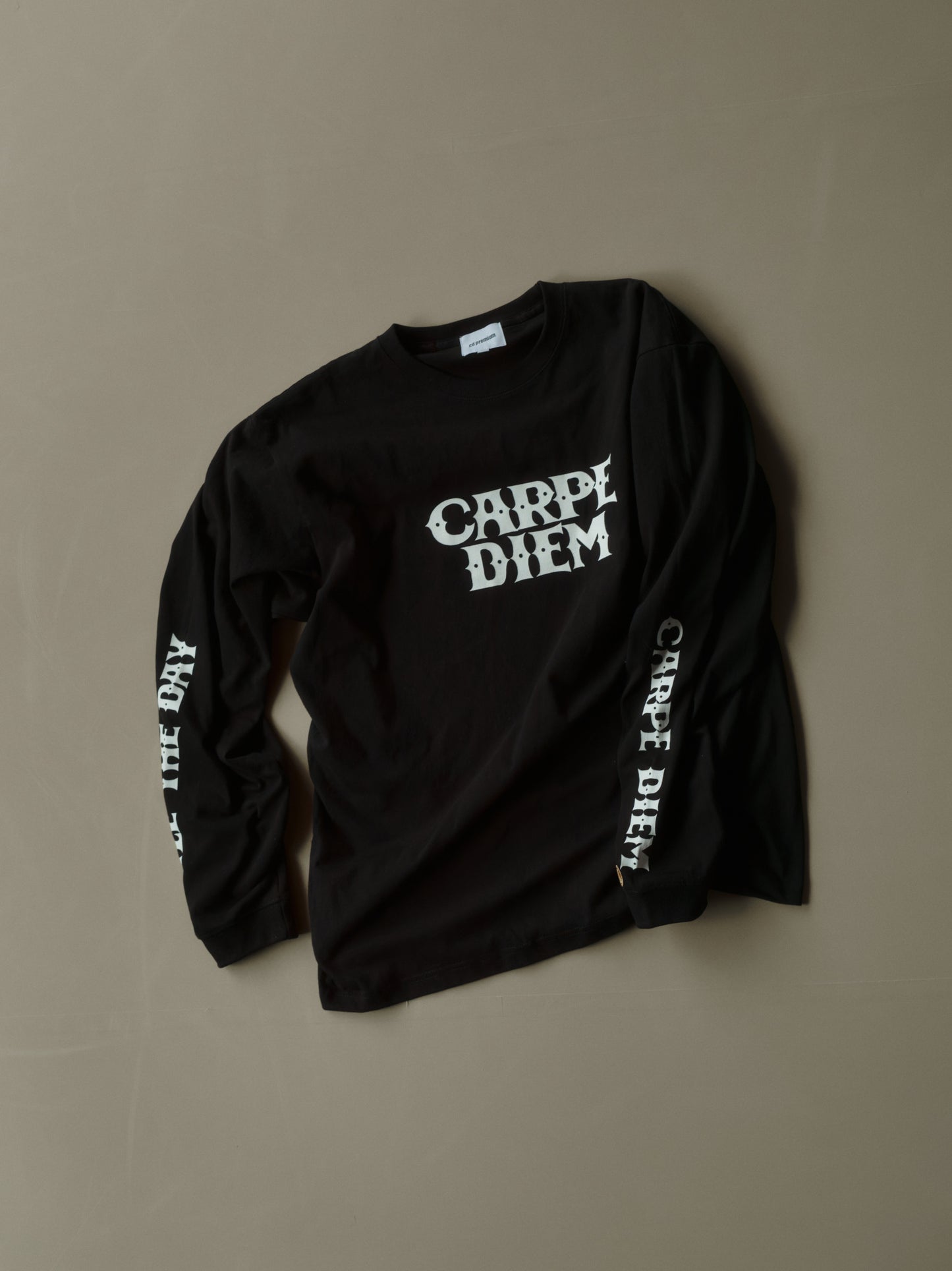 CARPE DIEM Logo L/S T-shirt - Black【Premium】