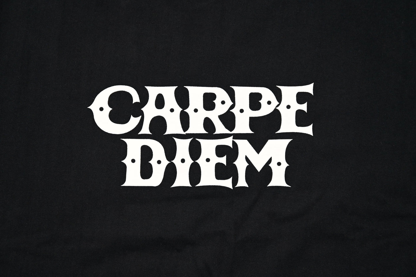 CARPE DIEM T-shirt - Black【Premium】