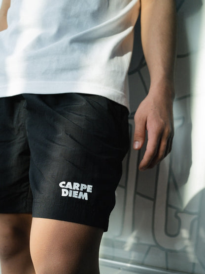 CARPE DIEM Easy Shorts - Black